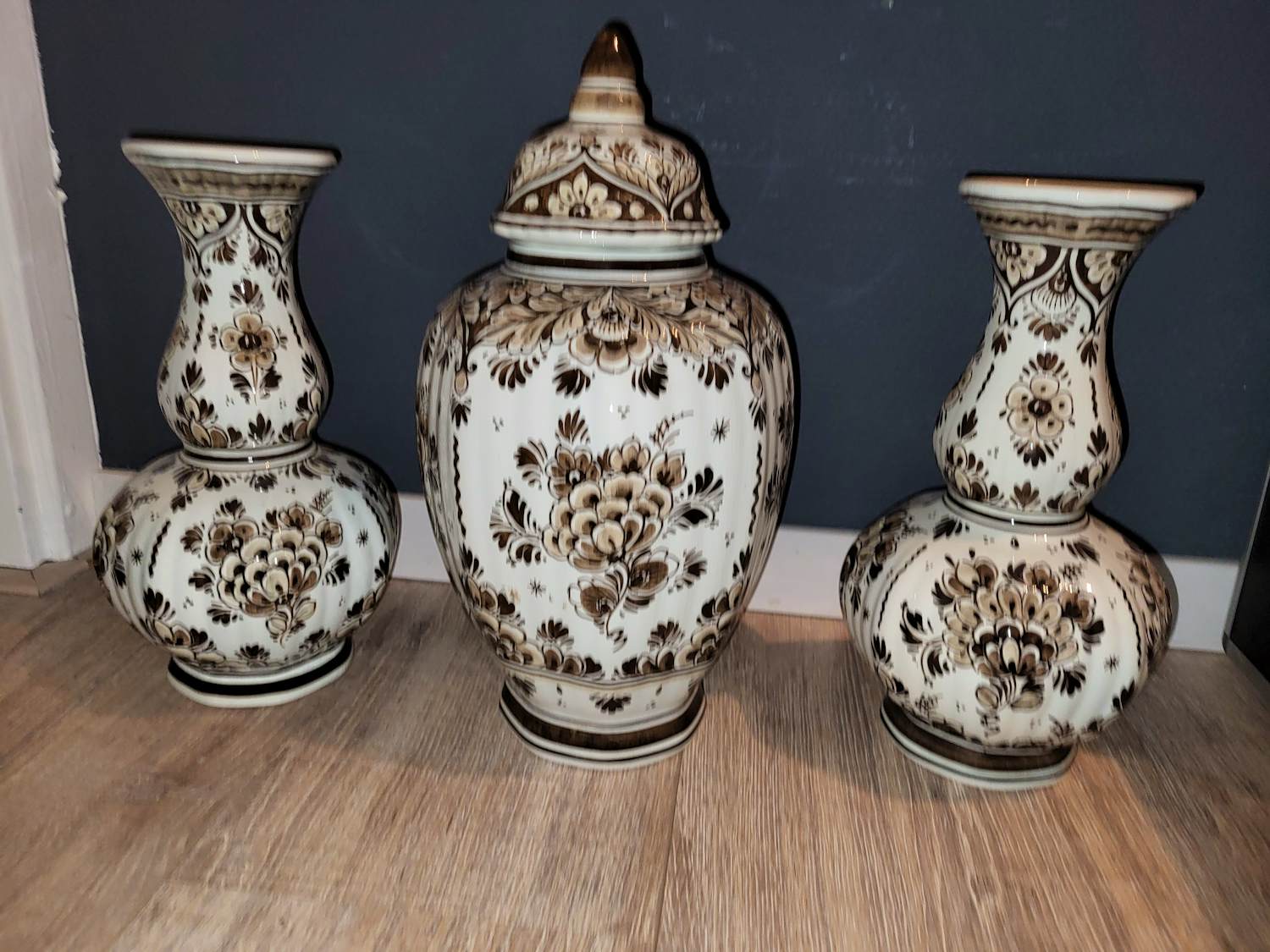 Kunstatelier De Drietand - Vazen set delfts Brown kopen? Bied vanaf 35!