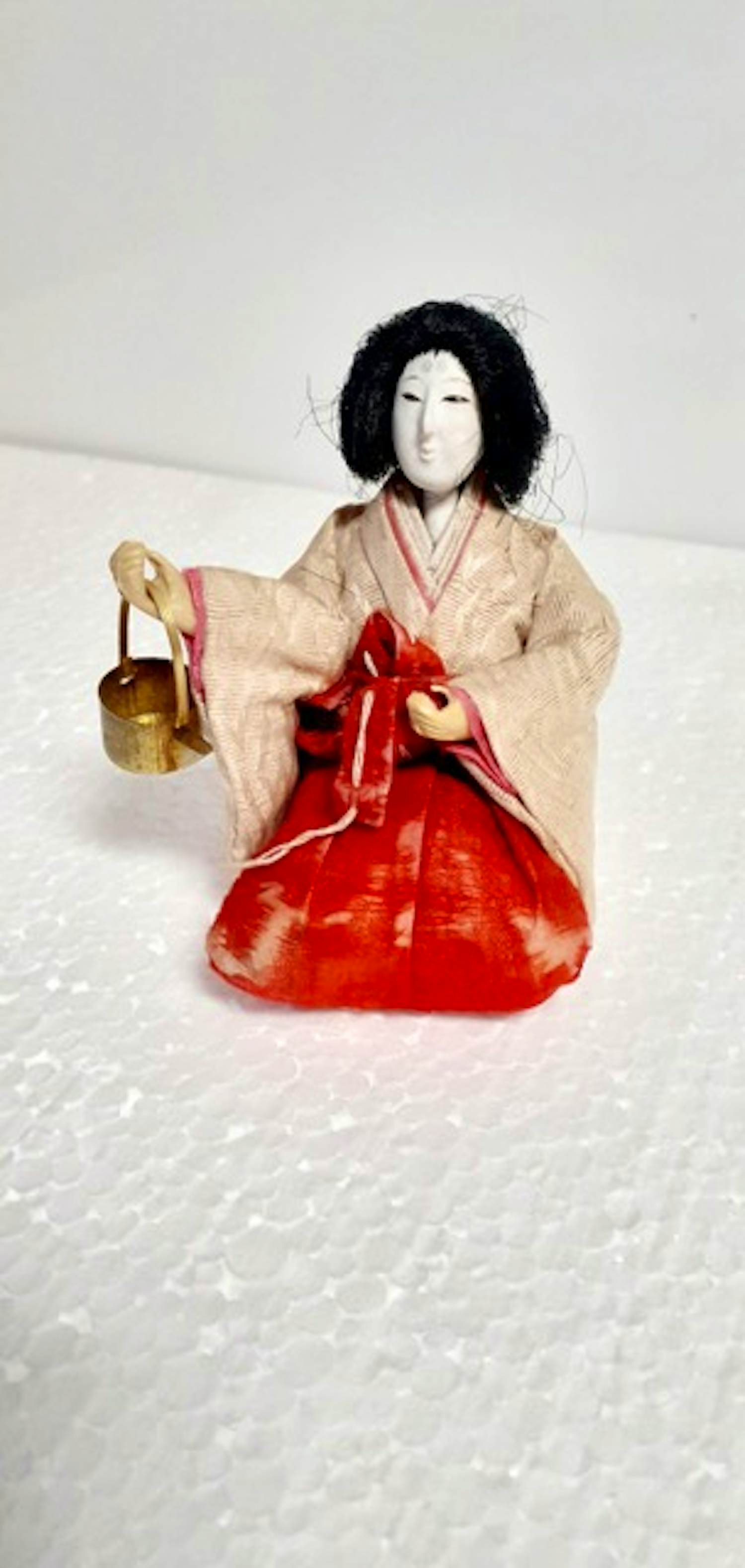 Curiosa - Hina Matsuri-pop verkocht voor € 10!
