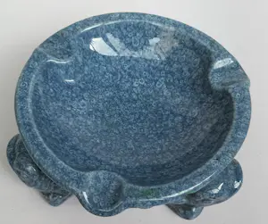 Het Tegelhuis - Asbak op drie poten kopen? Bied vanaf 30!