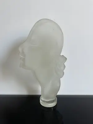 Onbekend - Glazen art nouveau art deco vrouwenhoofd op sokkel kopen? Bied vanaf 20!
