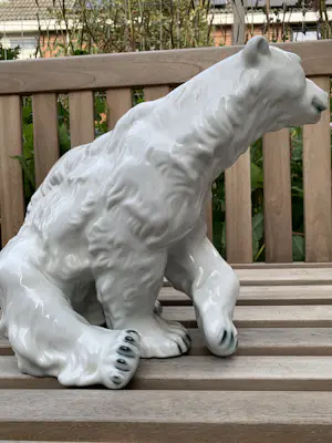 Royal Dux - Zittende ijsbeer porselein - polar bear porcelain kopen? Bied vanaf 80!