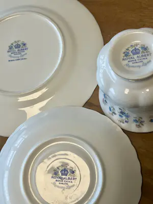 Wedgwood - De Royal Albert Memory Lane-service kopen? Bied vanaf 100!