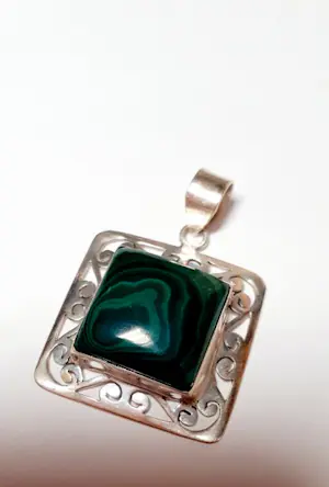Nieuwe zilveren hanger met malachiet kopen? Bied vanaf 35!