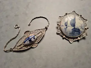 AcheterZilver - zilver filigree broche en armbandje met ingewerkt delfts blauw? Enchérissez de 50!