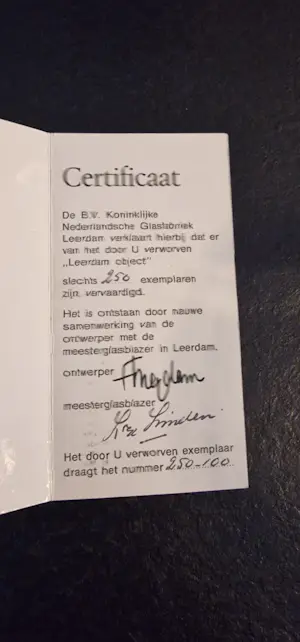 Floris Meydam - Vaas met glazen oog kopen? Bied vanaf 160!