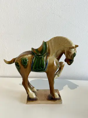 Keramiek overige - Lot van diverse keramieken items o.a. Beatrix Potter figuren & Struisvogelei kopen? Bied vanaf 60!