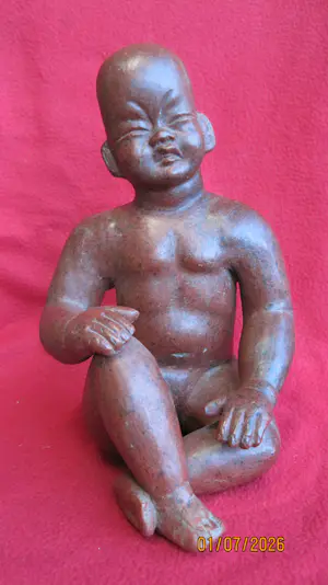 Buy Onbekend - Zittende figuur.? Bid from 50!