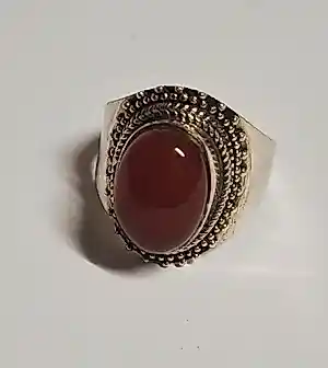 Buy Nieuwe zilveren ring met een mooie cabochon geslepen natuurlijke carneool? Bid from 65!