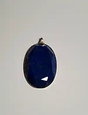 Buy Nieuwe grote zilveren hanger met ovale gefacetteerde diepblauwe lapis lazuli .? Bid from 65!