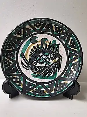 Buy Jan van Stolk - Uniek keramisch bord van Jan van Stolk? Bid from 45!