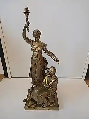 Henri Louis Levasseur - Monumentaal Verguld Bronzen Beeld 'Gloire au Travail' – Henri Louis Levasseur... kaufen? Bieten Sie von 1000!
