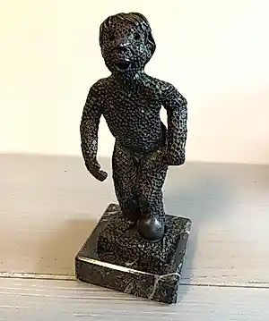 Buy Carolein Smit - “ Jongen met voetbal “..? Bid from 95!