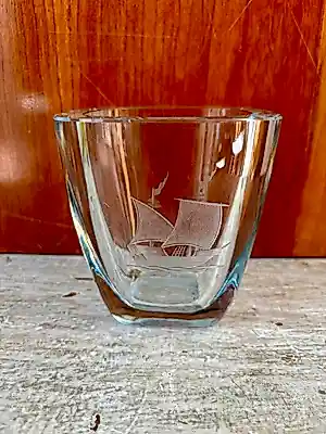 Asta Strömberg - Vintage kristallen vaas Strömbergshyttan, ontworpen door Asta Strömberg, Zweden kaufen? Bieten Sie von 45!