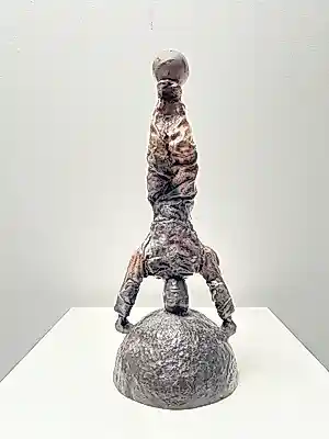 Buy Nicolas Dings - Bronzen sculptuur | Volle maan | 1991? Bid from 500!