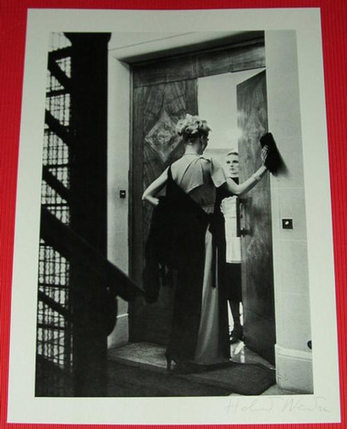 Helmut Newton - 16th Arrondissement.Vintage. verkocht voor € 110!