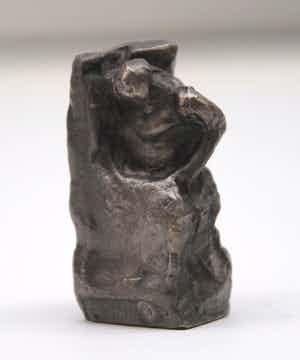 Alfred Hrdlicka - Studie zu Anthropos - Skulptur, Edelzinn versilbert verkocht voor € 175!