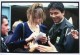 Jens Goethel - Orig. Color Photographie 1993, "Carla Bruni- Sarkozy gibt Autogramm&quot; signiert & datiert verkocht voor € 40!