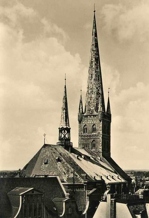 Wilhelm Castelli - PETRIKIRCHE in LÜBECK 1930 - OriginalFotographie des bedeutenden LÜBECKer Fotographen - VINTAGE verkocht voor € 55!