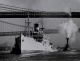 Andreas Feininger - "Schiffe auf dem East River, New York, 1940&quot; - Originalphotographie - Großformat verkocht voor € 280!