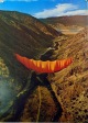Christo - Valley Curtain, 1973. Grossformatige Farboffsetgrafik von CHRISTO (*1935 BG/USA), handsigniert numm. verkocht voor € 249!