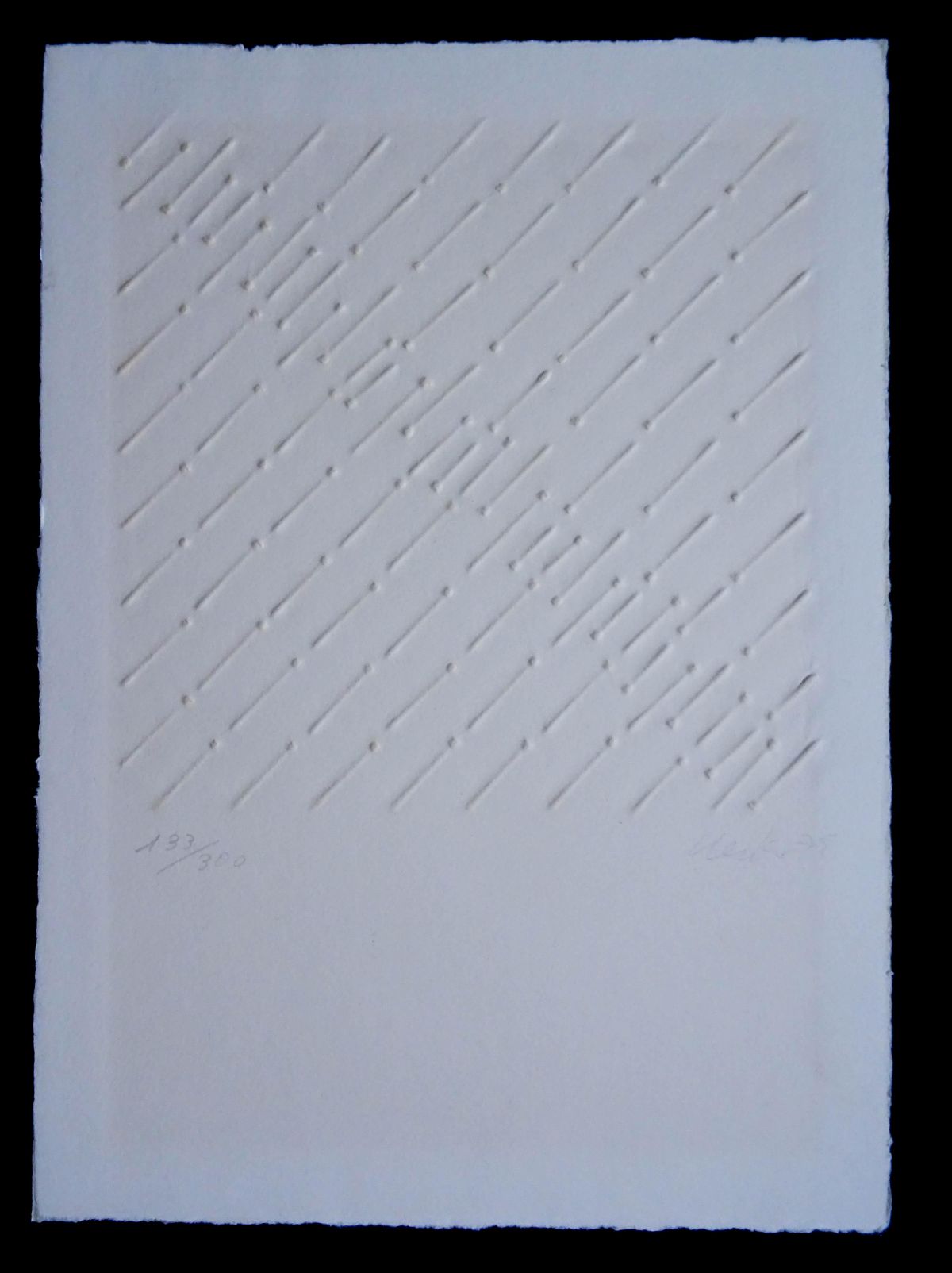 Gunther Uecker - ZERO 1975 Uecker Prägedruck verkocht voor € 1850!