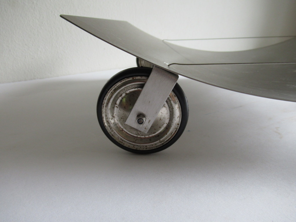 Studio van Eldik: fruitschaal en kaarsenstandaard kopen? Bied vanaf 1!