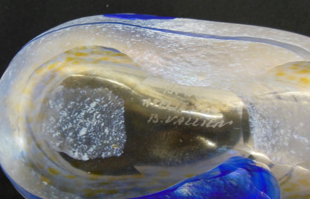 Opaque glazen vaasje, ontworpen door Bertil Vallien, vervaardigd door Boda  kopen? Bied vanaf 35!