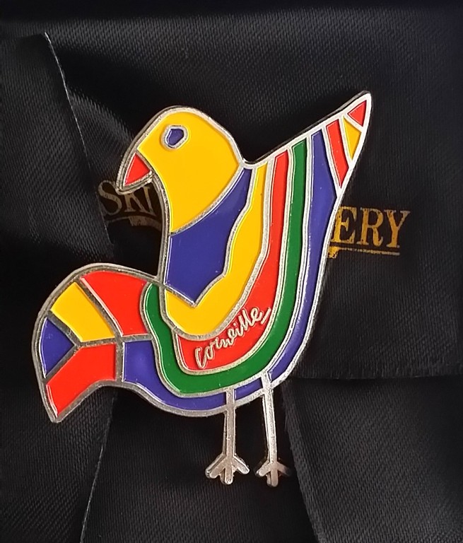 Corneille -  broche met emaile - L'oiseau kopen? Bied vanaf 75!