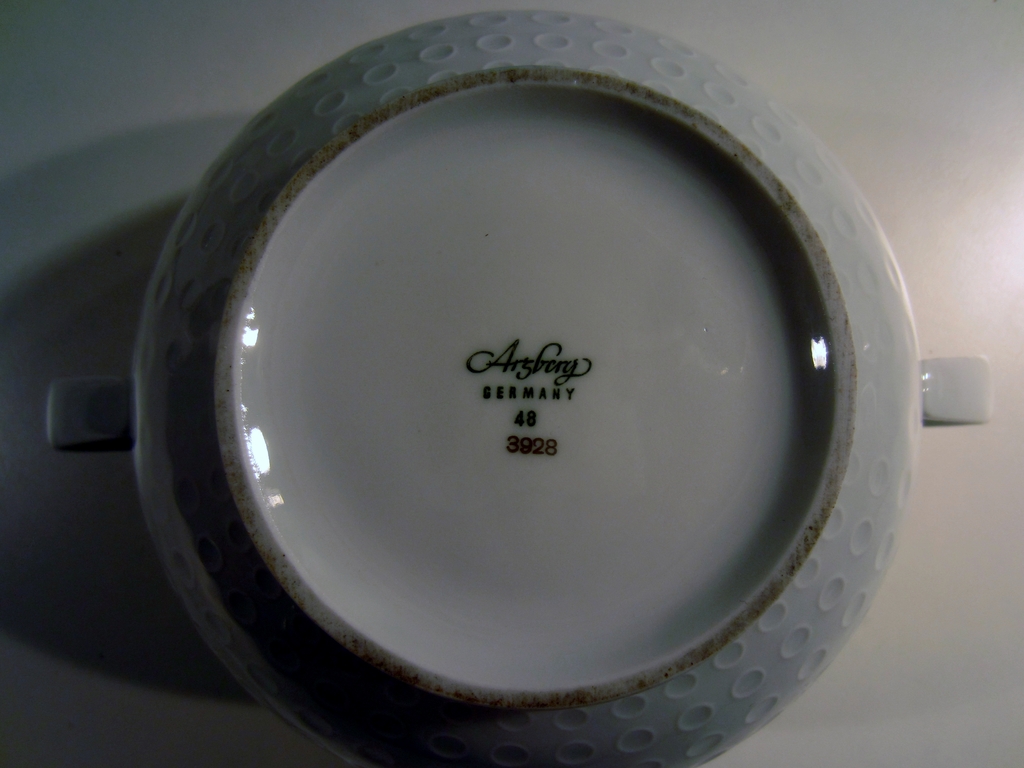 Heinrich Löffelhardt - Golf-ball terrine voor Arzberg kopen? Bied vanaf 1!