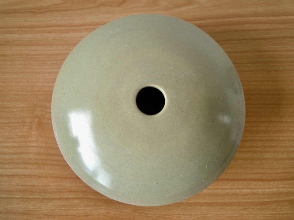  WILLEM NOYONS - keramiek schaal met deksel uit 1995. kopen? Bied vanaf 1!