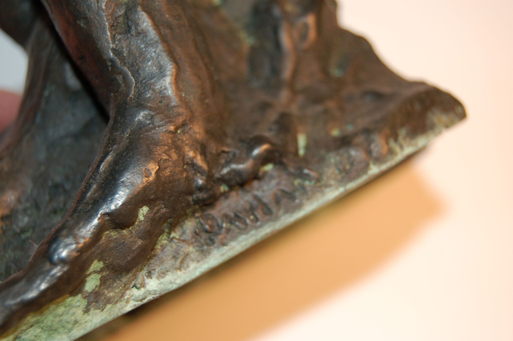 Charlotte van Pallandt: bronzen beeld- liggend naakt met draperie kopen? Bied vanaf 1200!