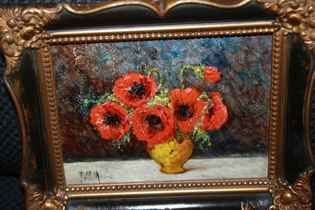 KLAPROZEN IN GEEL VAASJE van TILLY MOES kopen? Bied vanaf 50!