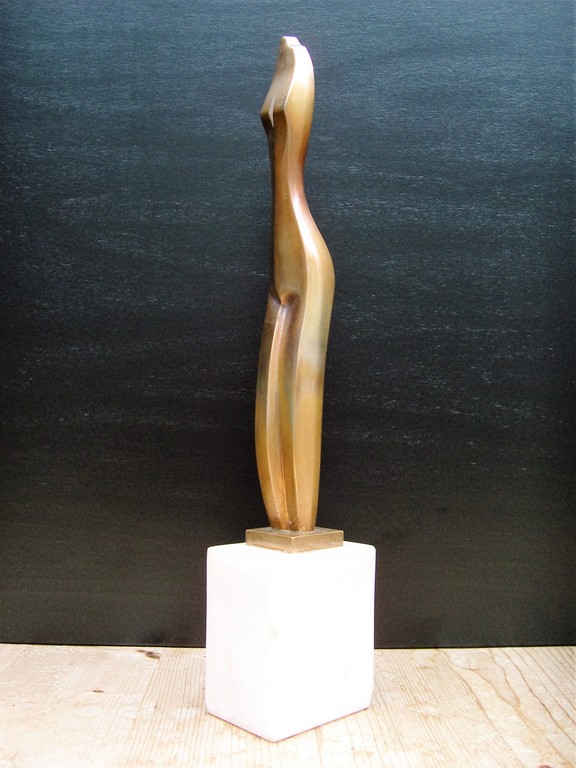 Emiel de Block: Bronzen beeldje op marmeren sokkel. kopen? Bied vanaf 700!