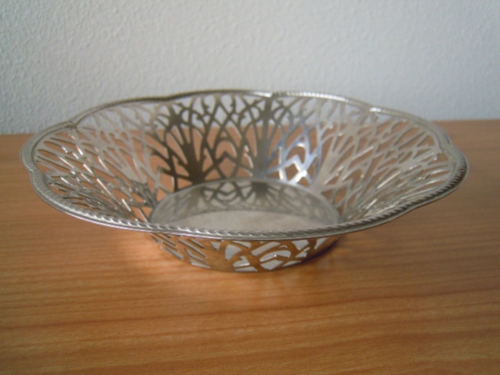 Schaal van ALESSI 22 X 6 cm in prachtige staat jaren 60 kopen? Bied vanaf 10!