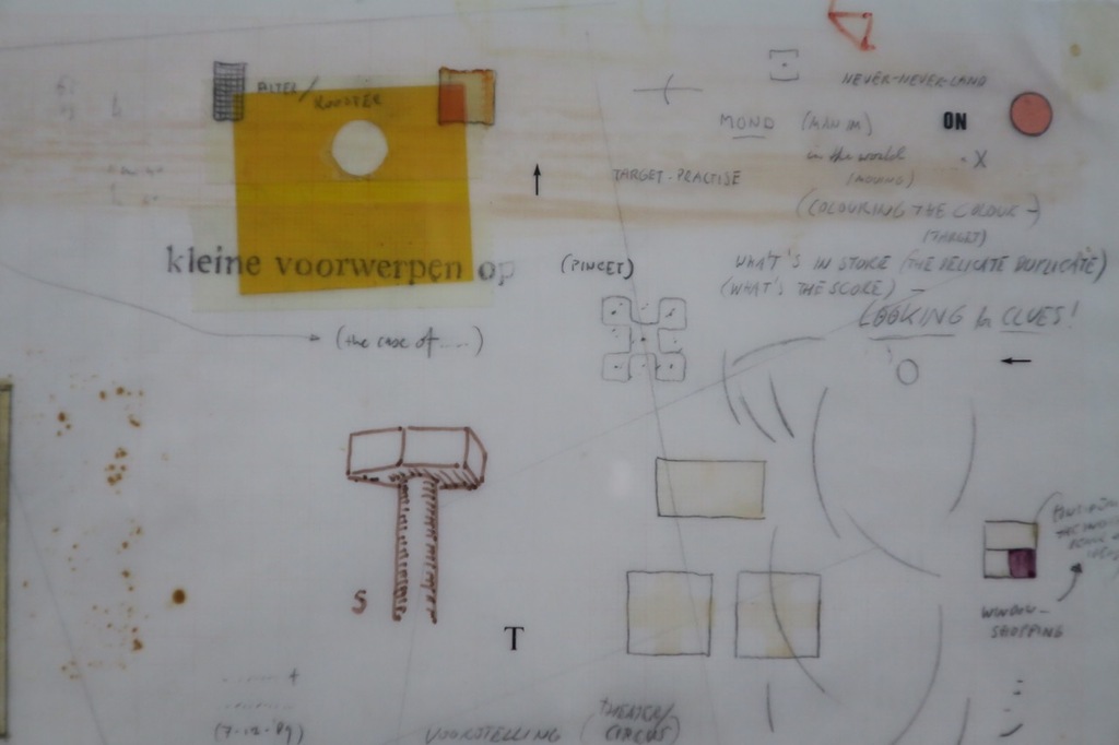 Theo Crijns: Gemengde techniek, Considering the indifference II - Ingelijst kopen? Bied vanaf 60!