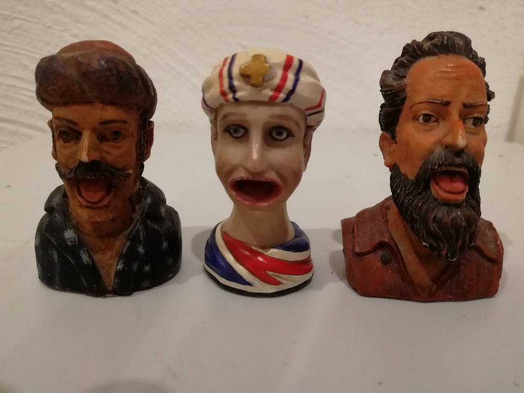 onbekend kunstenaar - setje van 3 Hollandse  gapers -  in perfecte staat kopen? Bied vanaf 10!