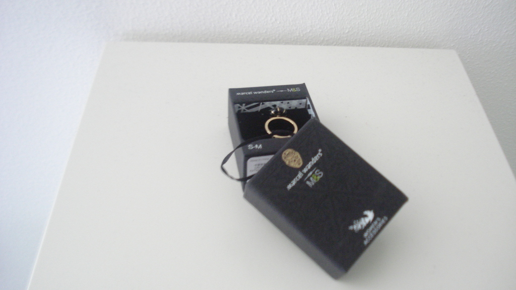 Marcel Wanders, floral ring ontworpen voor Marks and Spencer, ZELDZAAM kopen? Bied vanaf 55!