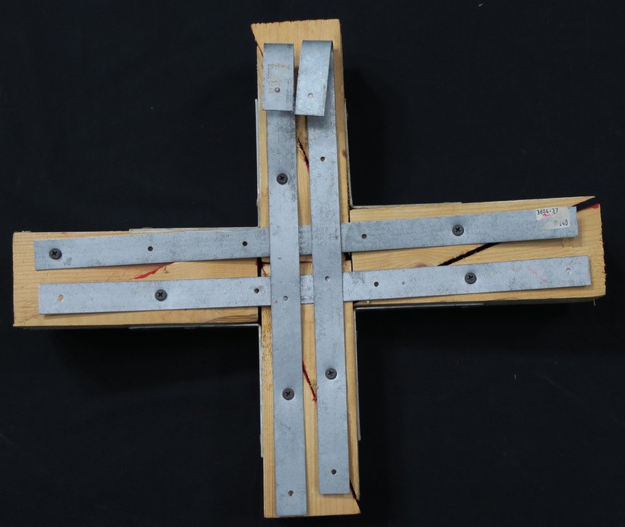 Marcos Lora Read: Beeld, Z.T. Kruis kopen? Bied vanaf 200!