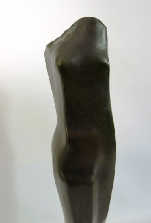 Paulus Reinhard: Brons beeld op wit marmeren sokkel, De Dans kopen? Bied vanaf 500!