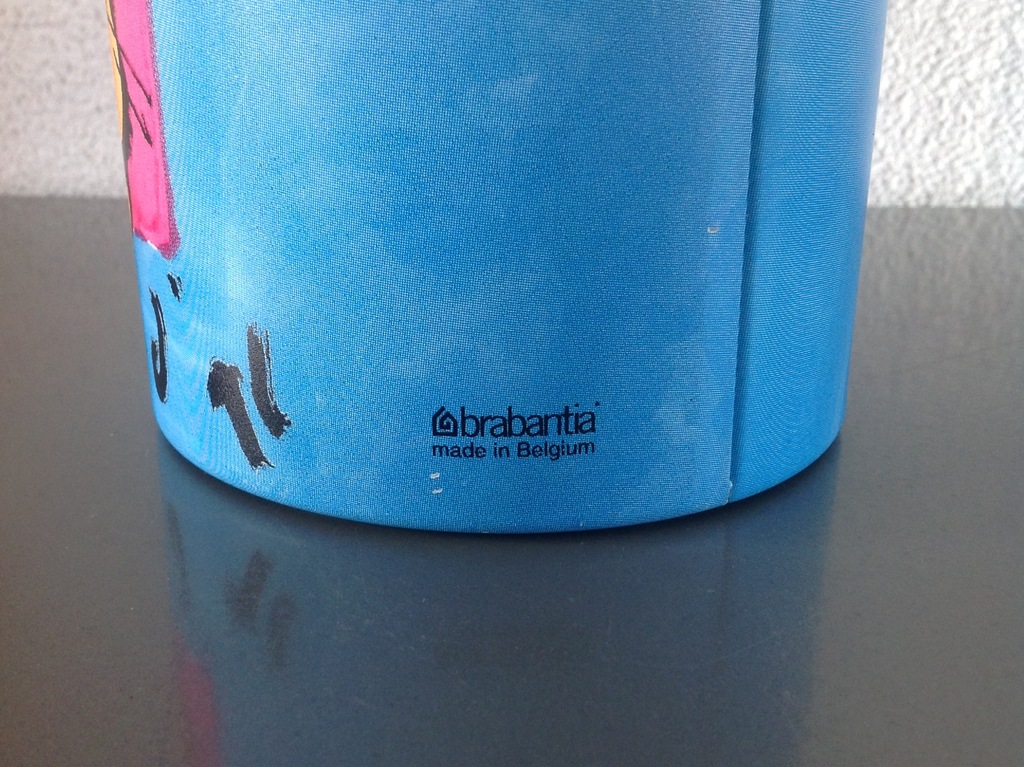 Herman Brood: bus - twee hondenkoppen kopen? Bied vanaf 10!