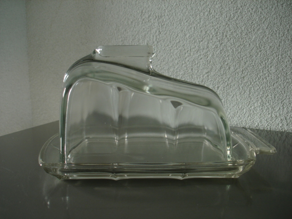 Leerdam(?): Glazen kaasstolp met onderschotel kopen? Bied vanaf 6!