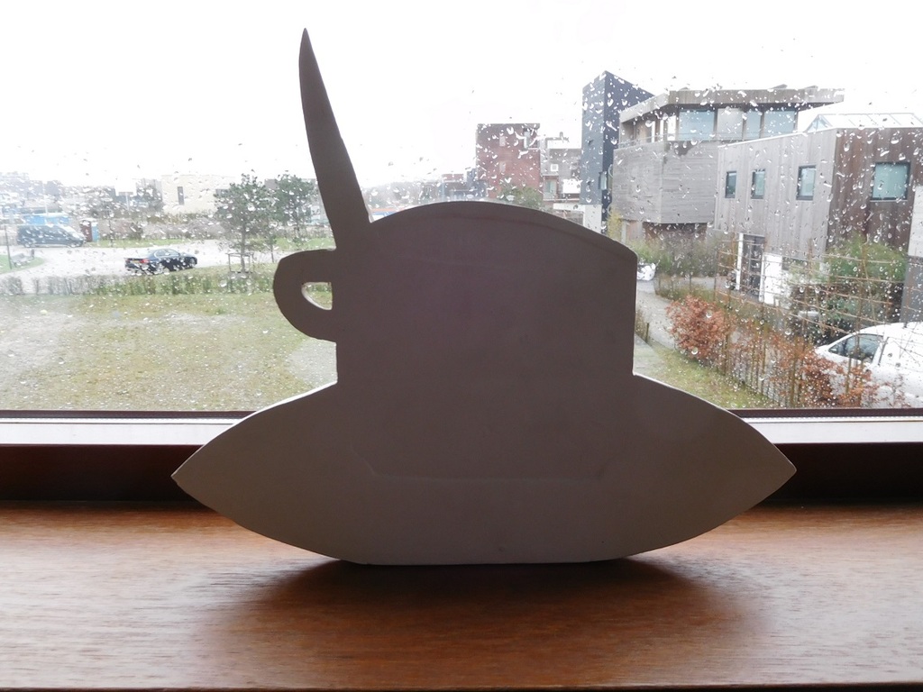 Klaas Gubbels, Volksbondkopje, Keramieken multiple, 2013, gesigneerd verkocht voor € 220!