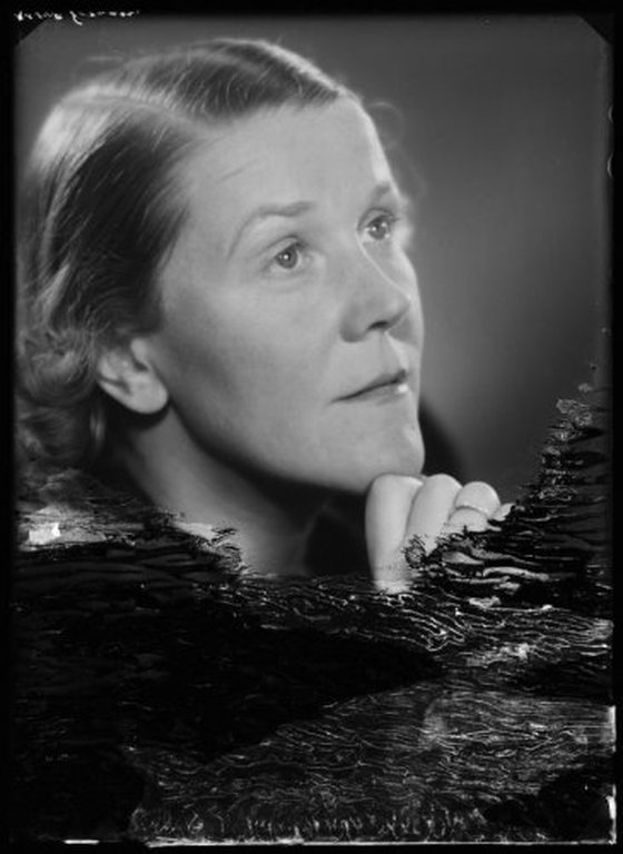 Margje Toonder-Herblot- Portret-Olieverf op canvas-1969-gesigneerd kopen? Bied vanaf 50!