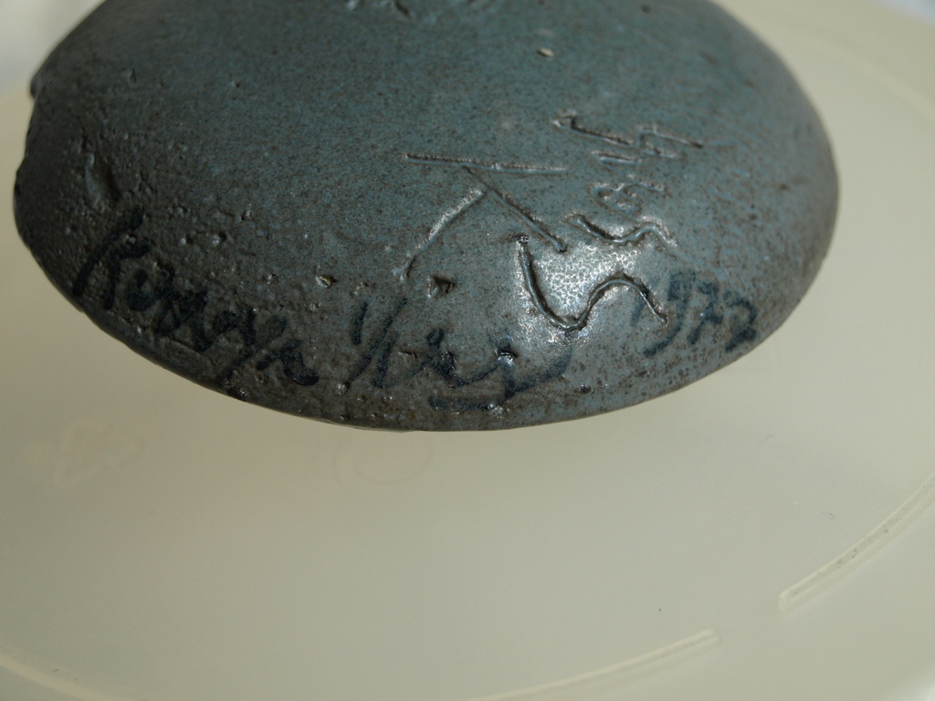 Yves Kervijn de Meerendre (1940) : Keramiek – gesigneerd - 1977  kopen? Bied vanaf 1!