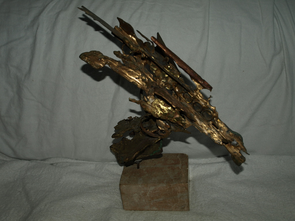 HERBERT SEILER (1928-2008) : Beeld van brons en metaal op sokkel – ca 1975  kopen? Bied vanaf 75!