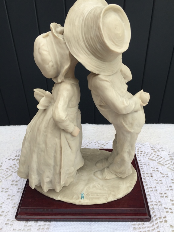 Beeldje van Giuseppe Armani kopen? Bied vanaf 15!