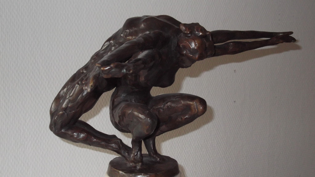 KeesVerkade, bronzen beeld,Soutien Feminin kopen? Bied vanaf 3250!