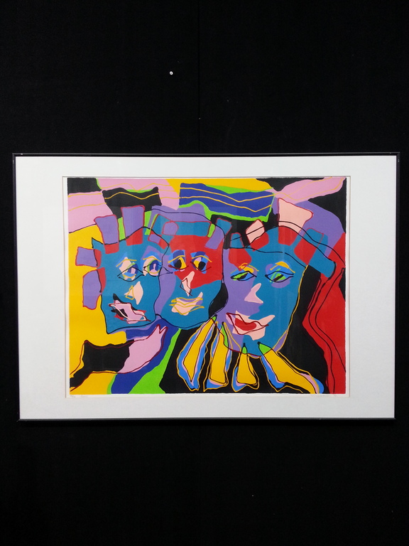 Marianne Nearebout zeefdruk op papier in zwarte aluminium lijst, titel: "Faces" verkocht voor € 55!