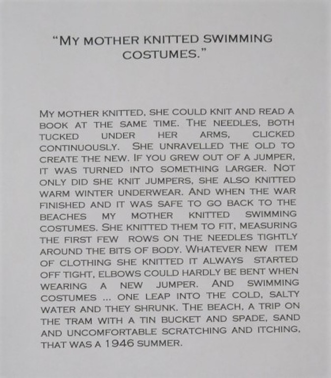 Onbekend gesigneerd: Houtsnede op Rijstpapier, Mother knitted swimming costumes  kopen? Bied vanaf 1!