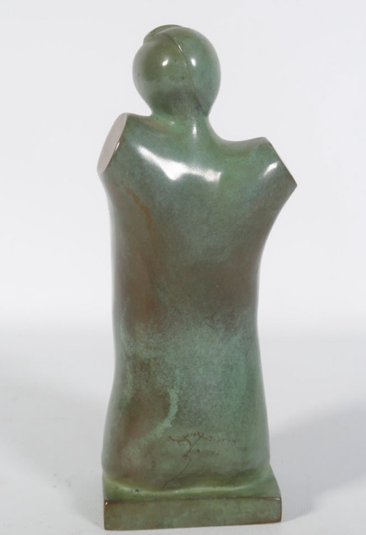 Nassio Bayarri: Brons, Zwangere vrouw kopen? Bied vanaf 120!